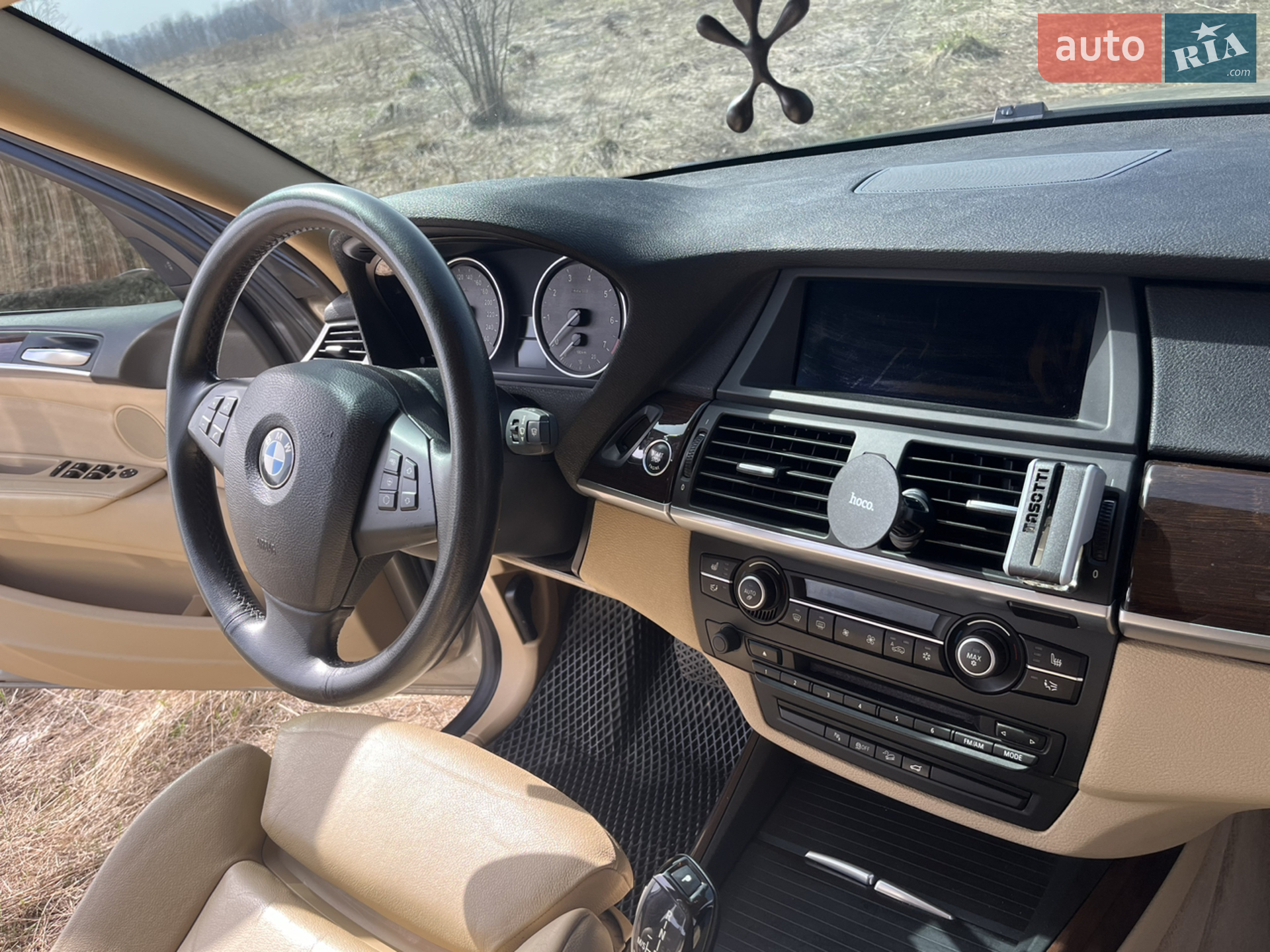 2010 BMW X5 - мініатюра 15