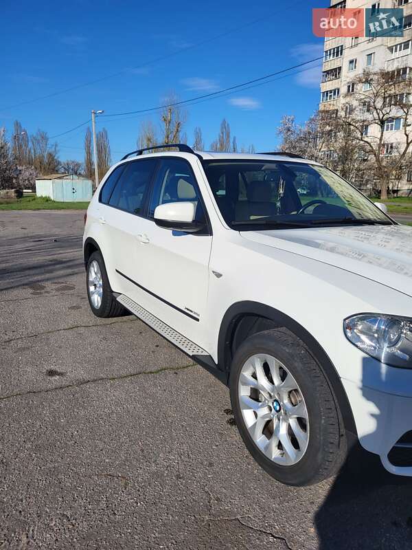 Позашляховик / Кросовер BMW X5 2011 в Кременчуці
