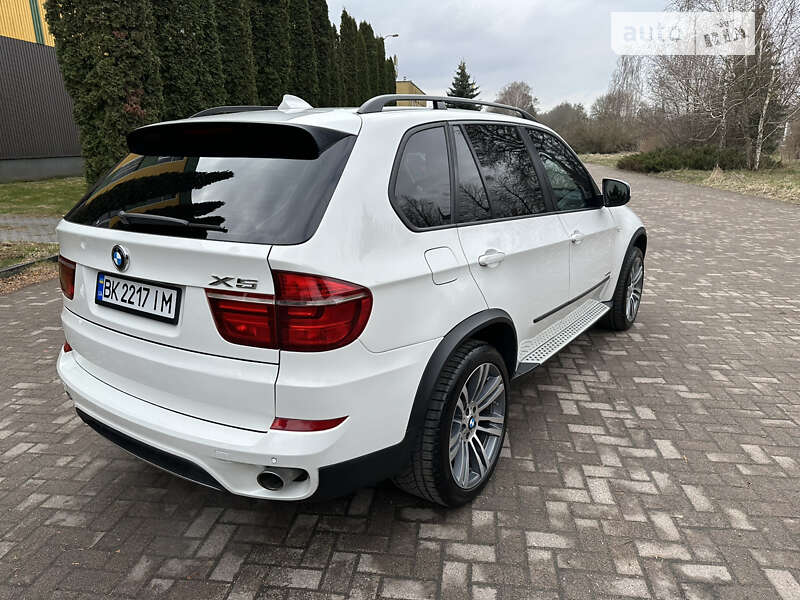 Позашляховик / Кросовер BMW X5 2012 в Рівному