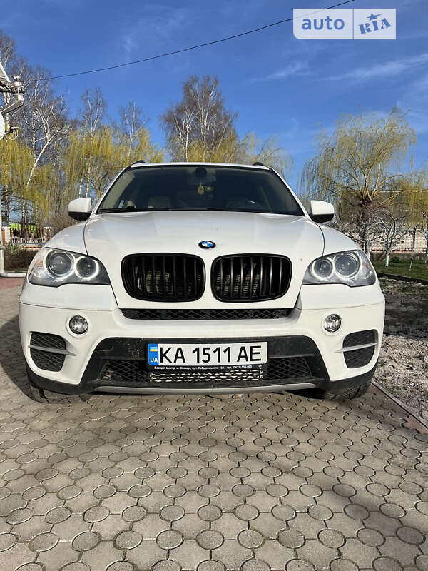 Внедорожник / Кроссовер BMW X5 2012 в Бершади