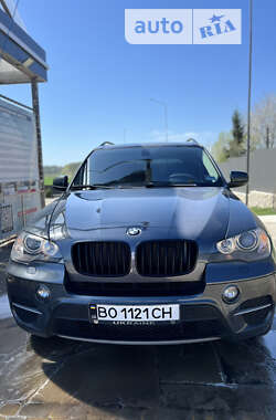 Внедорожник / Кроссовер BMW X5 2011 в Копычинце