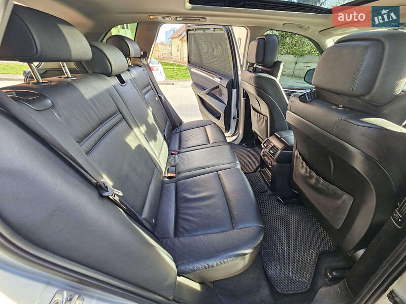 Внедорожник / Кроссовер BMW X5 2011 в Львове