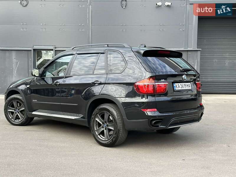Внедорожник / Кроссовер BMW X5 2011 в Киеве