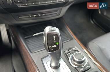 Внедорожник / Кроссовер BMW X5 2011 в 