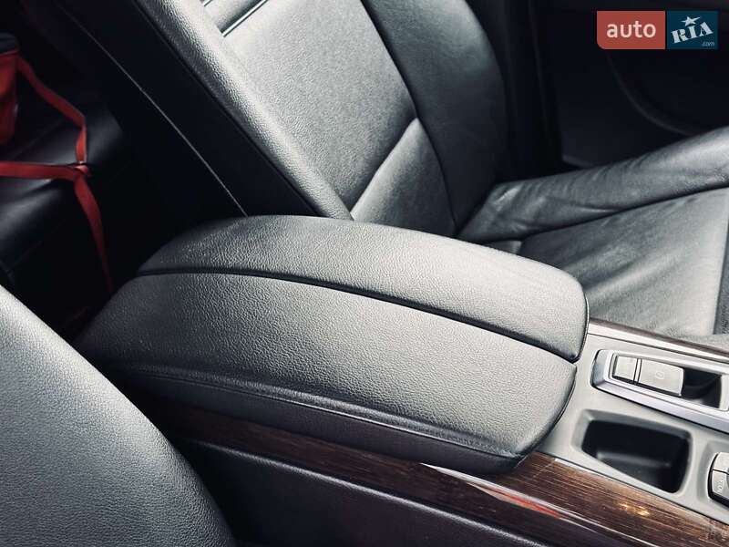Внедорожник / Кроссовер BMW X5 2011 в Киеве