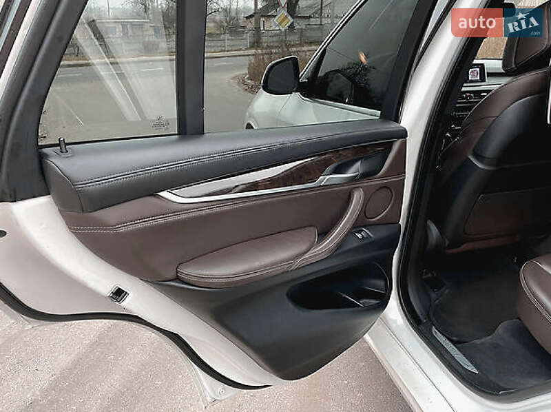 Внедорожник / Кроссовер BMW X5 2017 в Ивано-Франковске