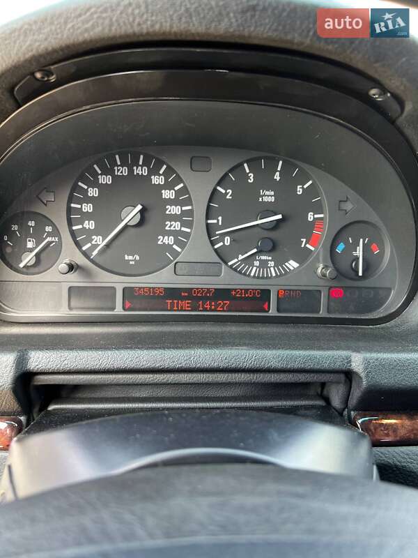 Внедорожник / Кроссовер BMW X5 2005 в Днепре