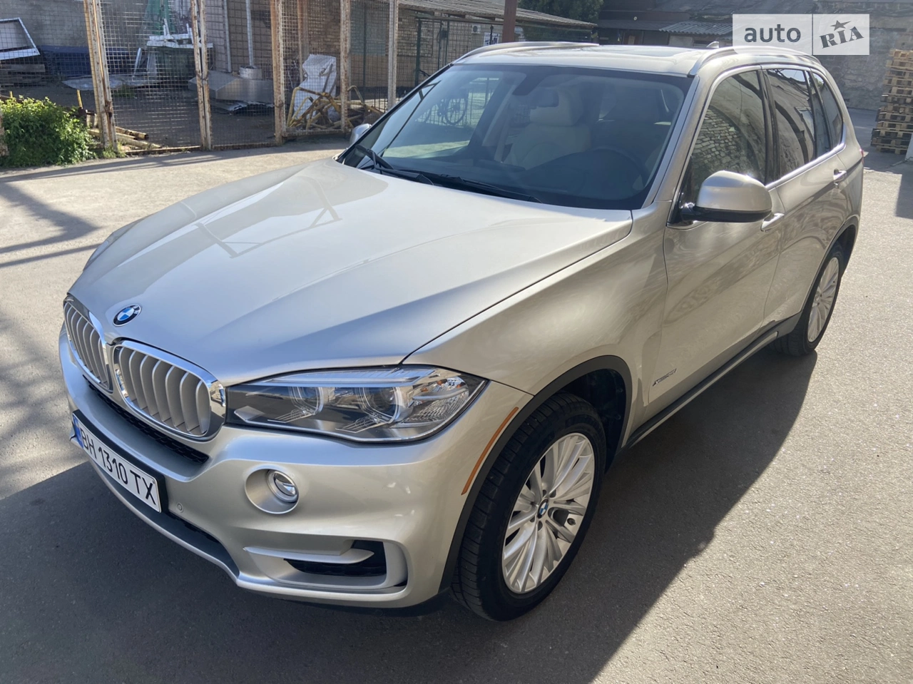 2015 BMW X5 - мініатюра 14