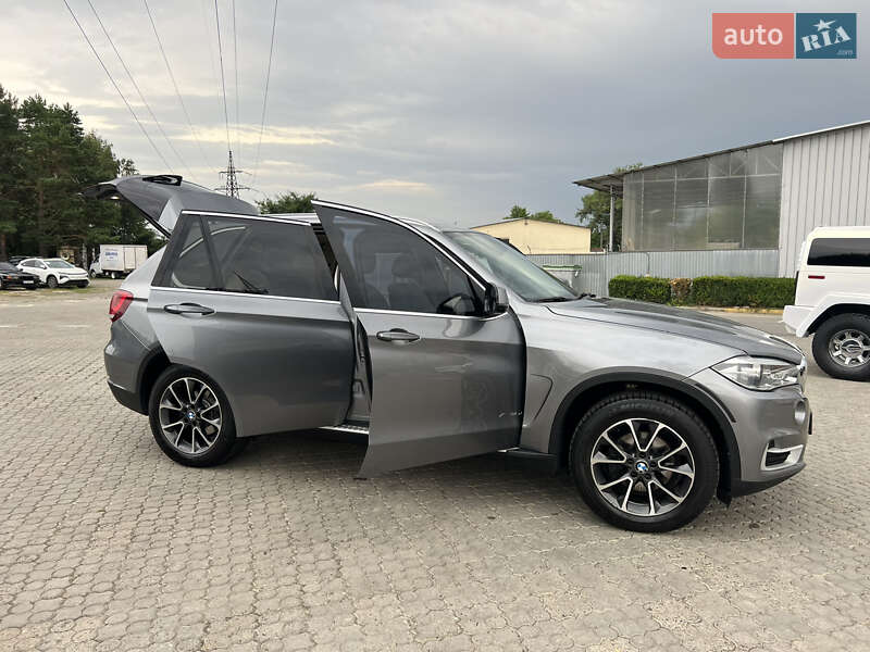 Позашляховик / Кросовер BMW X5 2014 в Чернівцях