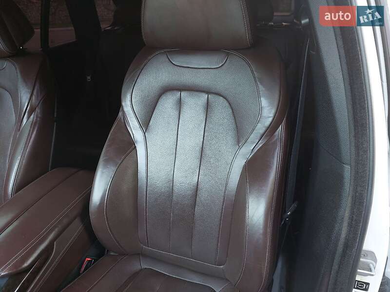 Позашляховик / Кросовер BMW X5 2014 в Миколаєві