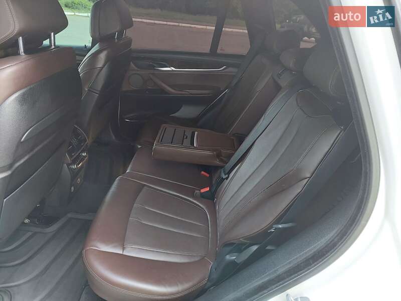 Позашляховик / Кросовер BMW X5 2014 в Миколаєві