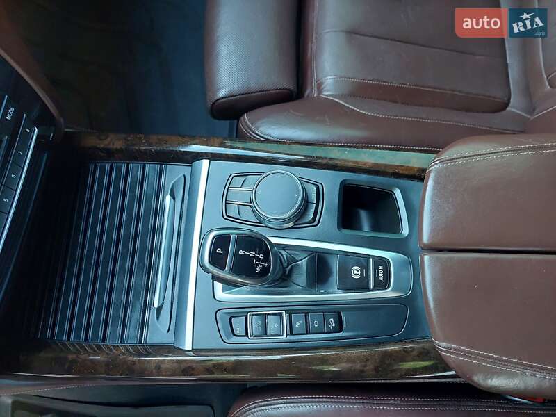 Позашляховик / Кросовер BMW X5 2014 в Миколаєві