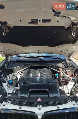 Позашляховик / Кросовер BMW X5 2014 в Миколаєві