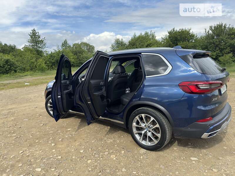 Внедорожник / Кроссовер BMW X5 2019 в Ивано-Франковске