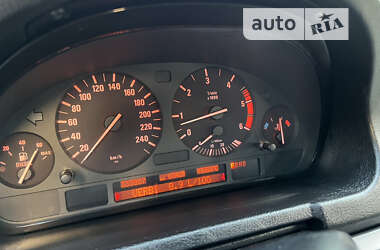Позашляховик / Кросовер BMW X5 2005 в Сарнах