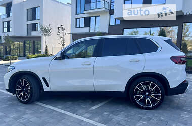 Внедорожник / Кроссовер BMW X5 2020 в Ужгороде