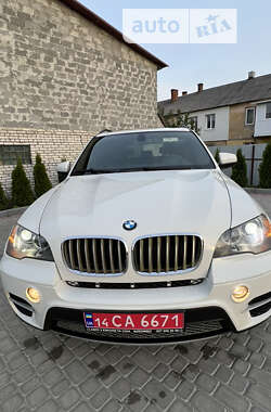 Позашляховик / Кросовер BMW X5 2012 в Львові