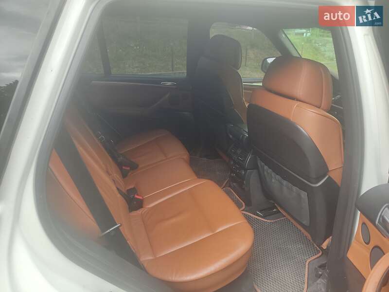 Позашляховик / Кросовер BMW X5 2010 в Косові