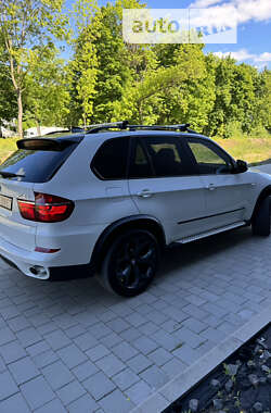 Внедорожник / Кроссовер BMW X5 2011 в Хмельницком