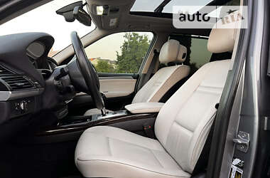 Внедорожник / Кроссовер BMW X5 2013 в Дубно