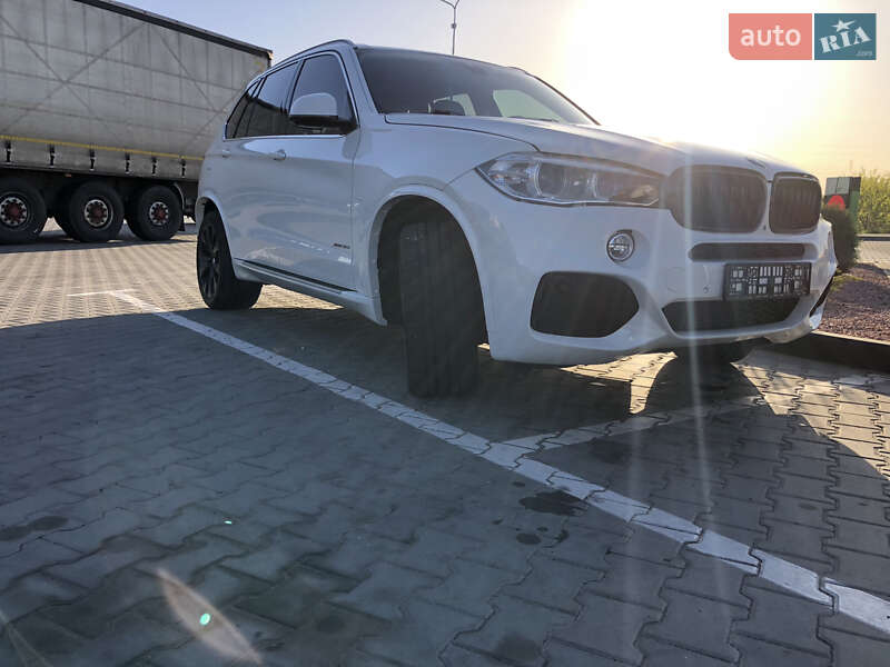 Позашляховик / Кросовер BMW X5 2015 в Києві
