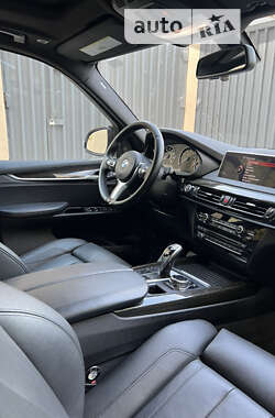 Внедорожник / Кроссовер BMW X5 2014 в 