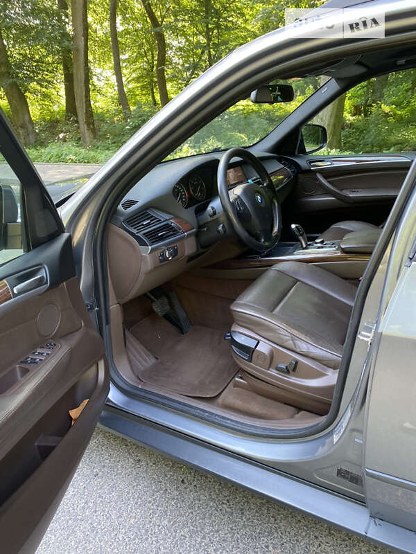 Внедорожник / Кроссовер BMW X5 2008 в Львове