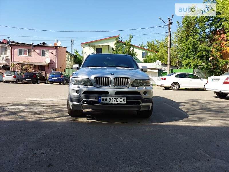 Внедорожник / Кроссовер BMW X5 2004 в Киеве