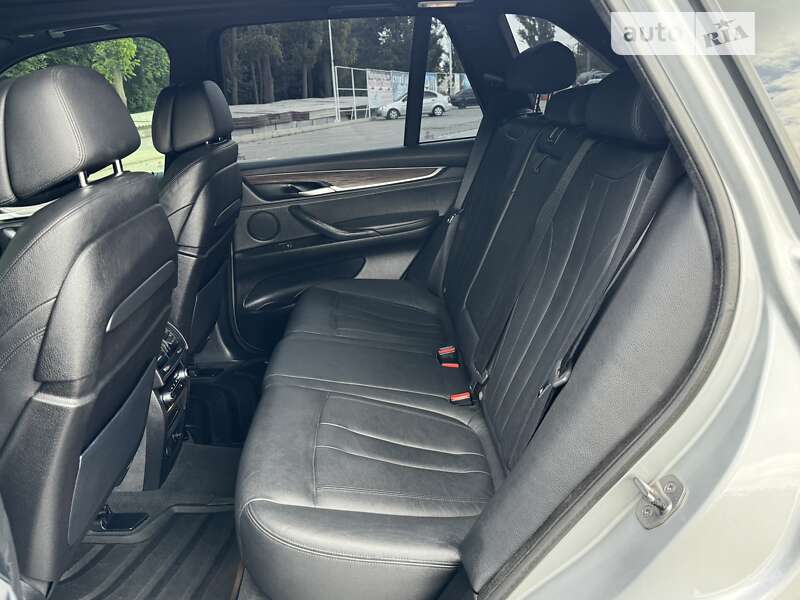 Позашляховик / Кросовер BMW X5 2015 в Києві