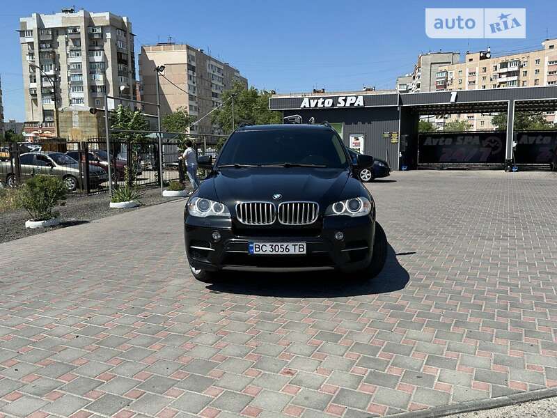 Позашляховик / Кросовер BMW X5 2013 в Запоріжжі