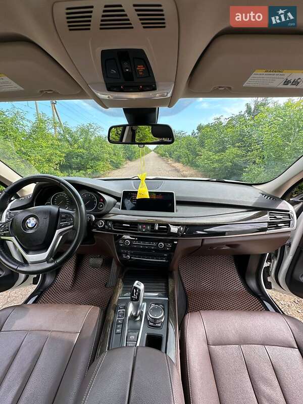 Позашляховик / Кросовер BMW X5 2015 в Теплодарі фото 50 Позашляховик / Кросовер BMW X5 2015 в Теплодарі