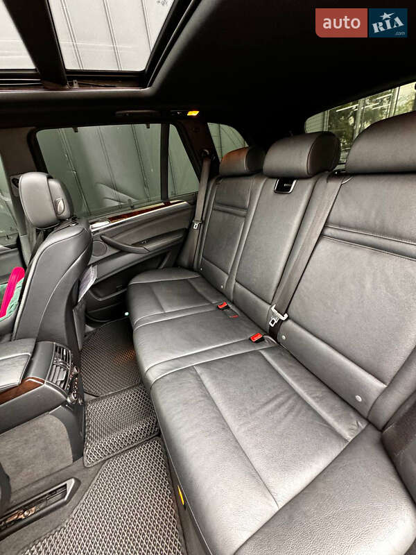 Позашляховик / Кросовер BMW X5 2012 в Запоріжжі