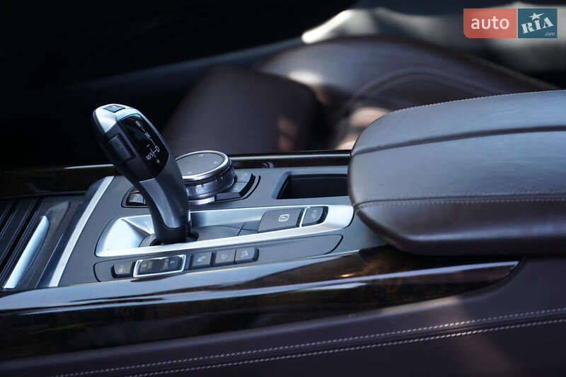 Позашляховик / Кросовер BMW X5 2015 в Миколаєві