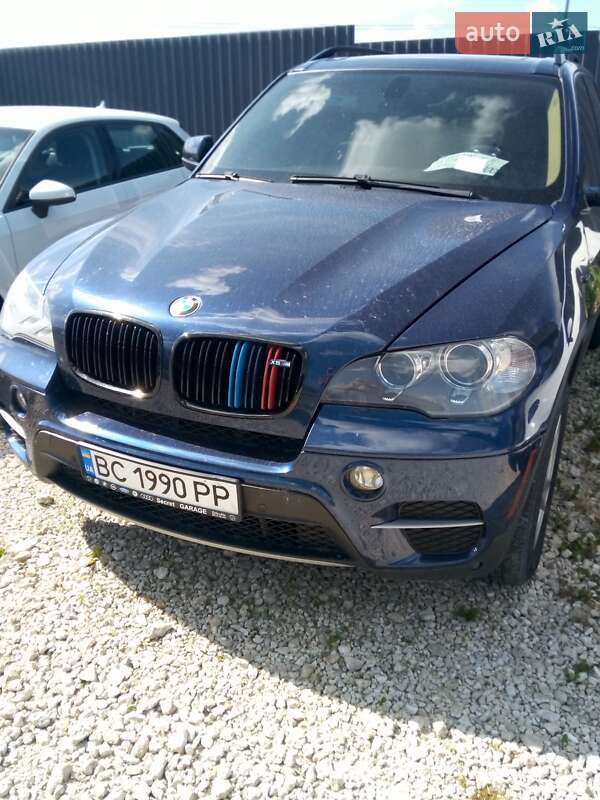 BMW X5 2011