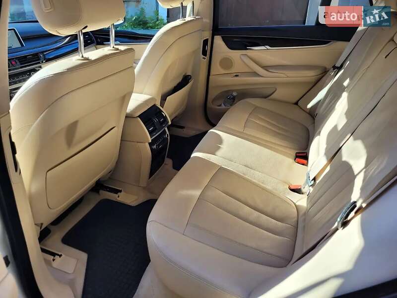 Позашляховик / Кросовер BMW X5 2014 в Кривому Розі