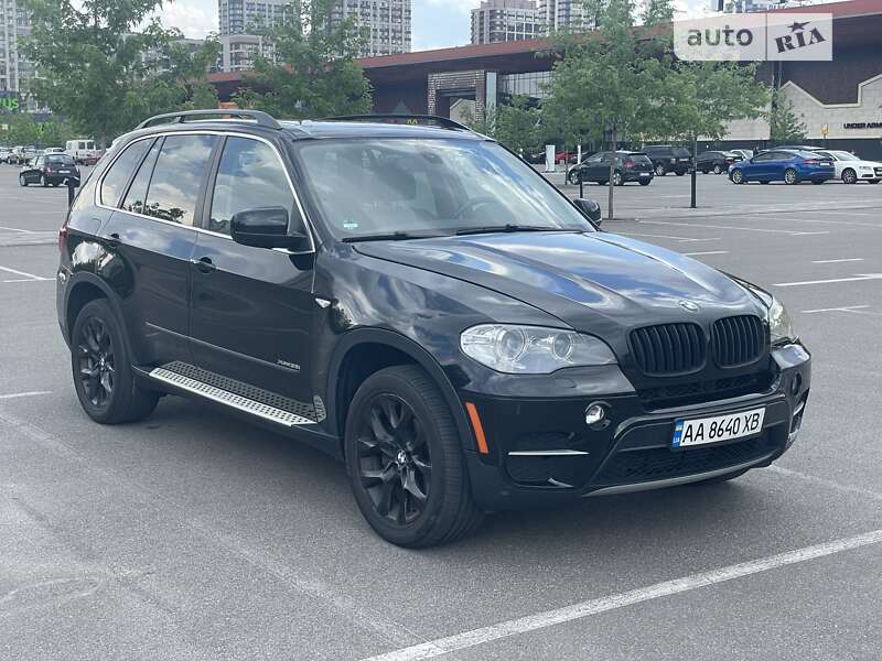 Внедорожник / Кроссовер BMW X5 2012 в Киеве