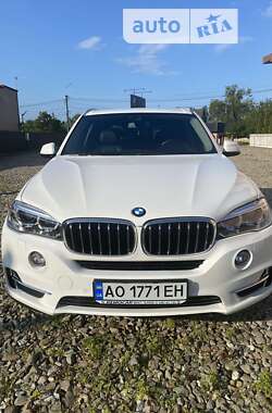 Внедорожник / Кроссовер BMW X5 2015 в Рахове