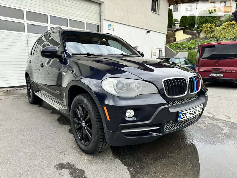 Позашляховик / Кросовер BMW X5 2009 в Рівному