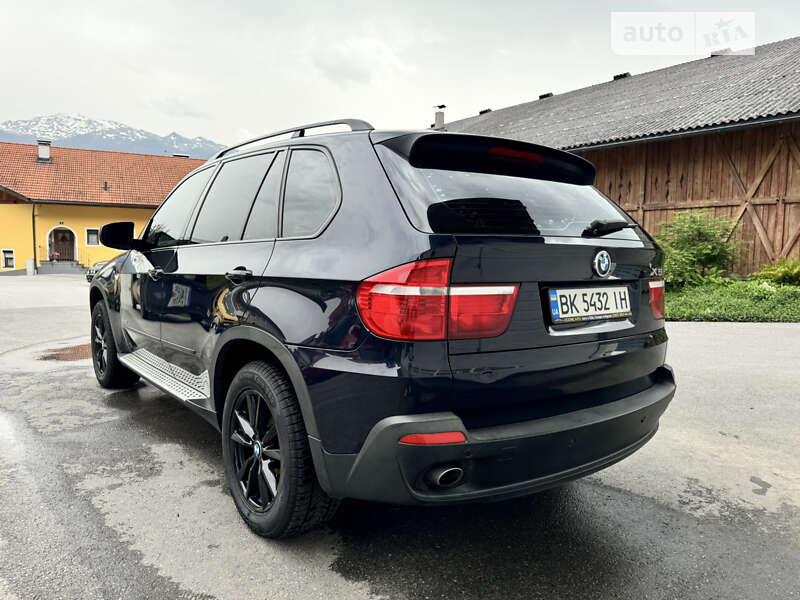 Позашляховик / Кросовер BMW X5 2009 в Рівному
