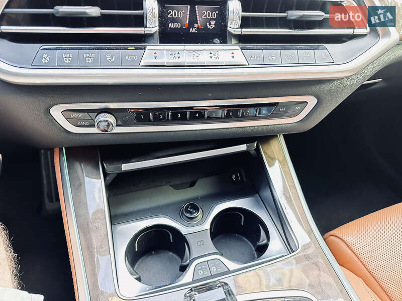 Внедорожник / Кроссовер BMW X5 2019 в Киеве
