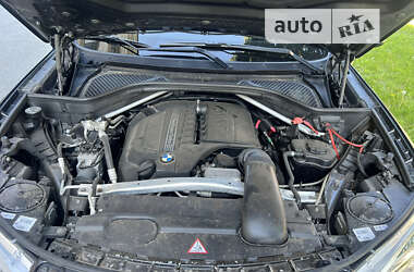 Внедорожник / Кроссовер BMW X5 2013 в Чернигове