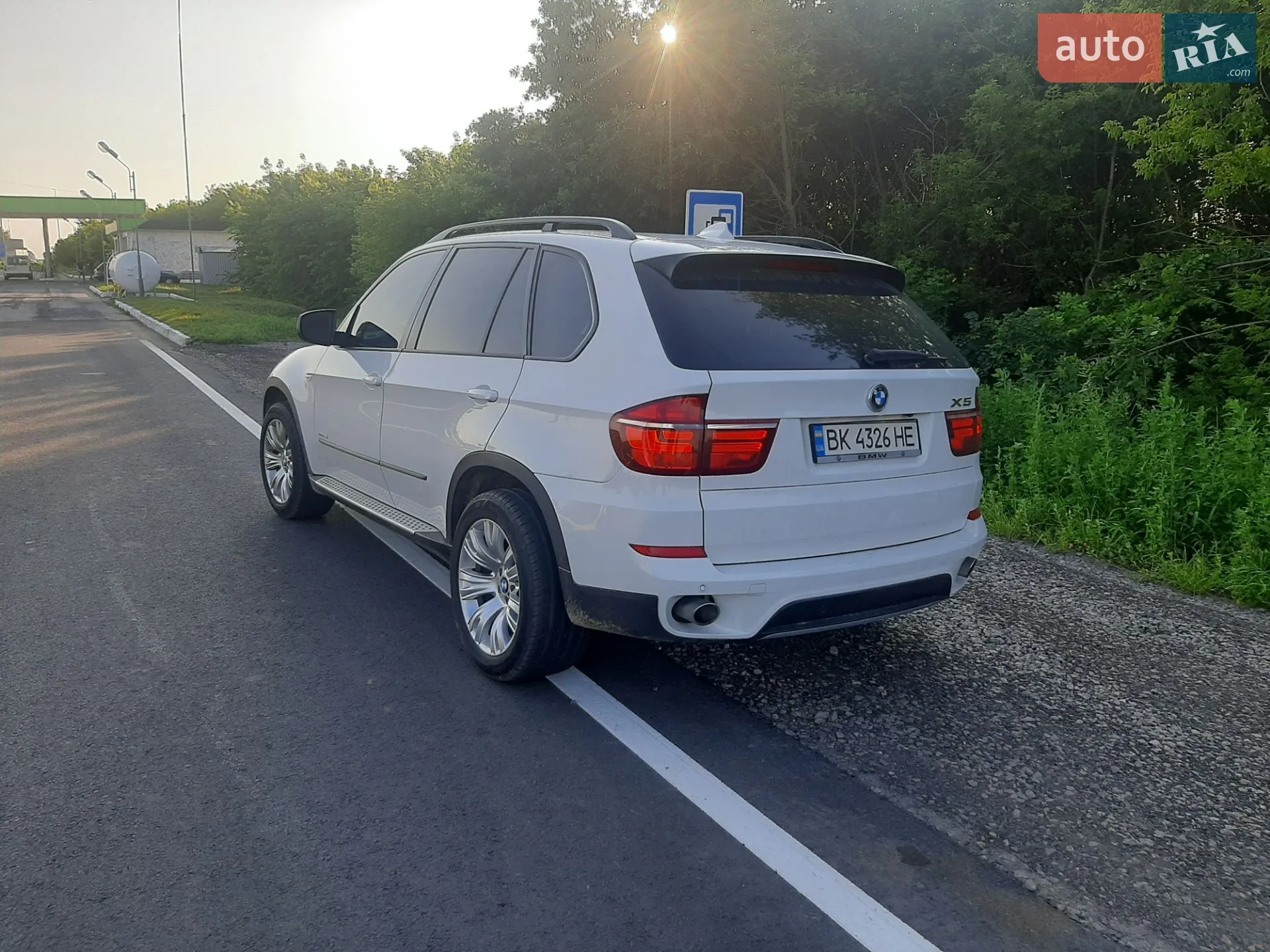 2010 BMW X5 - мініатюра 2