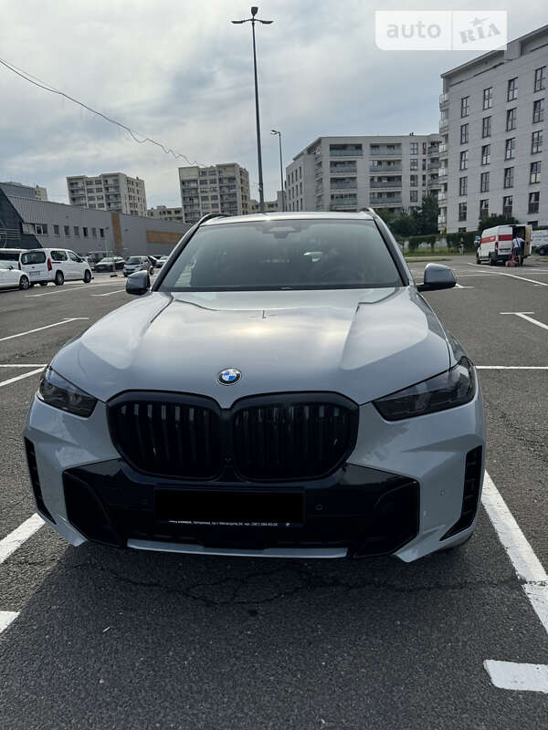 Внедорожник / Кроссовер BMW X5 2023 в Львове