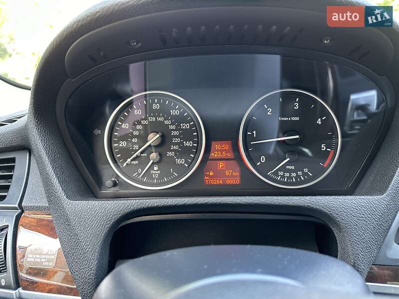 Позашляховик / Кросовер BMW X5 2013 в Києві