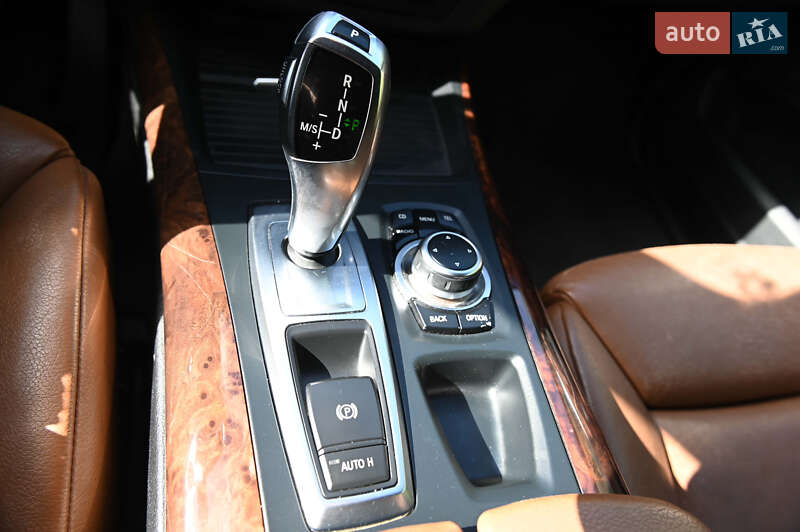 Позашляховик / Кросовер BMW X5 2009 в Рівному