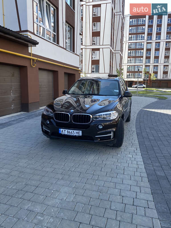 Позашляховик / Кросовер BMW X5 2014 в Івано-Франківську