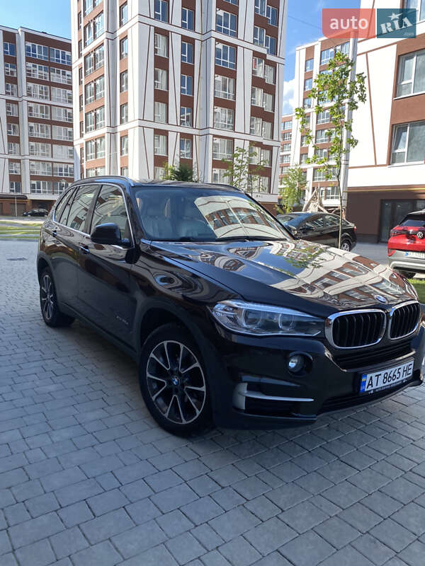 Позашляховик / Кросовер BMW X5 2014 в Івано-Франківську