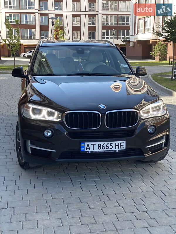 Позашляховик / Кросовер BMW X5 2014 в Івано-Франківську