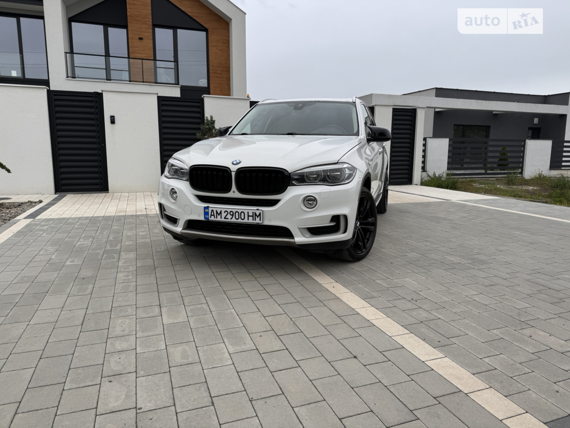 2014 BMW X5 - мініатюра 2