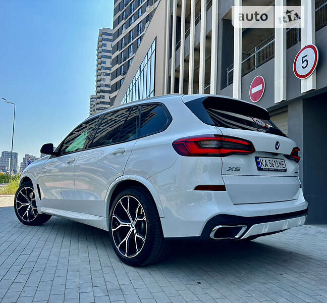 Внедорожник / Кроссовер BMW X5 2020 в Киеве